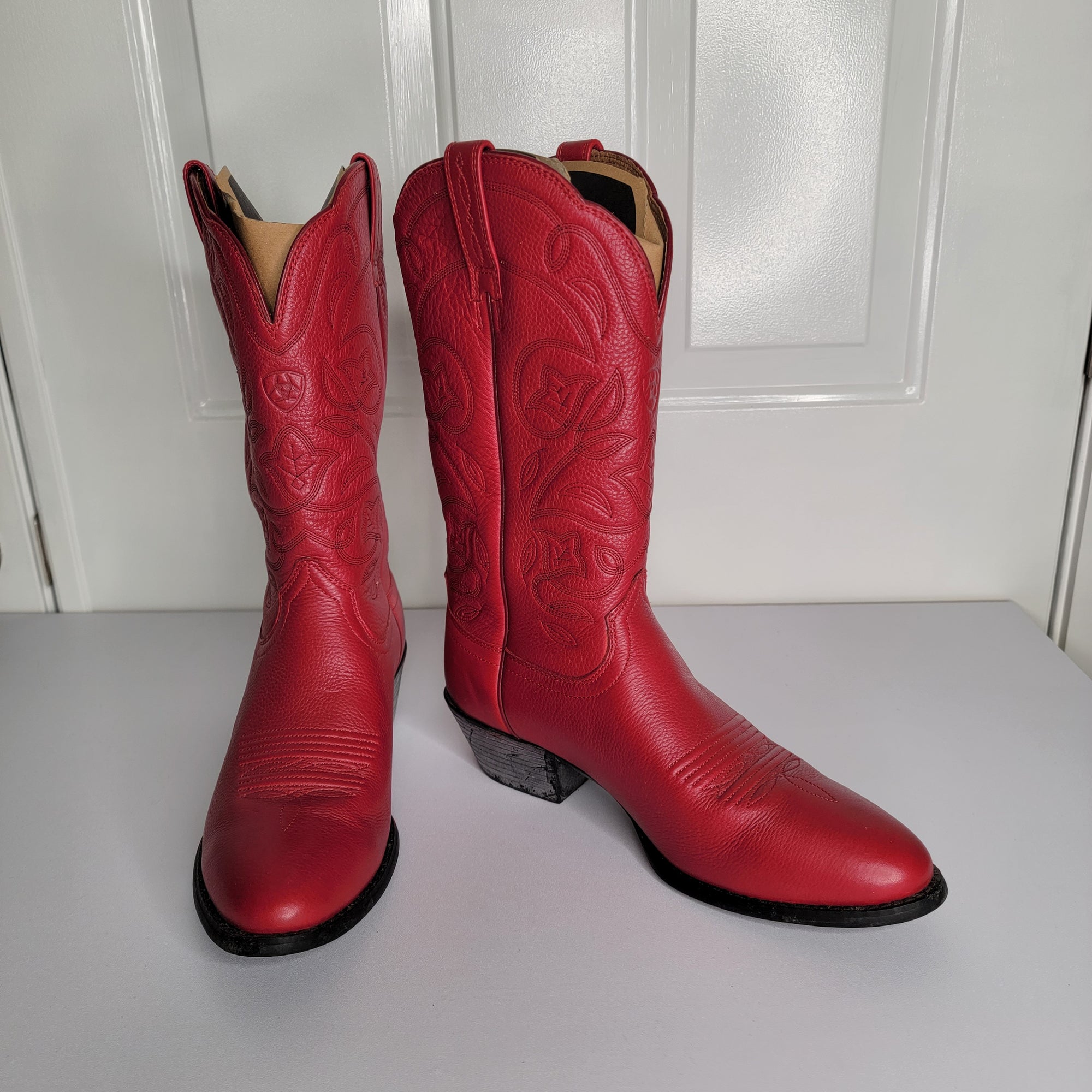 Size 8 Red Ariat Cowgirl Boots