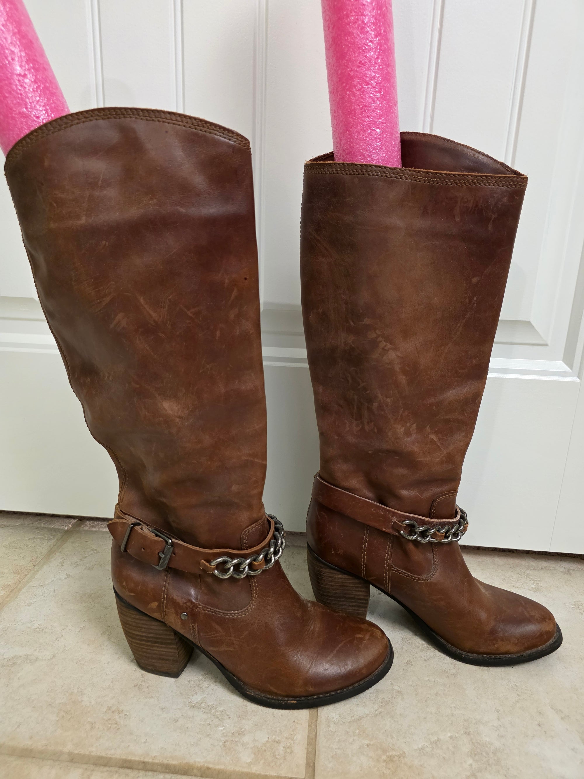 Size 8.5 Brown BCBGeneration Knee Boots