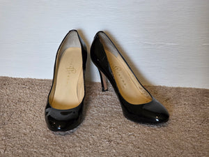 Size 6 Black Patent Ivanka Trump Pumps