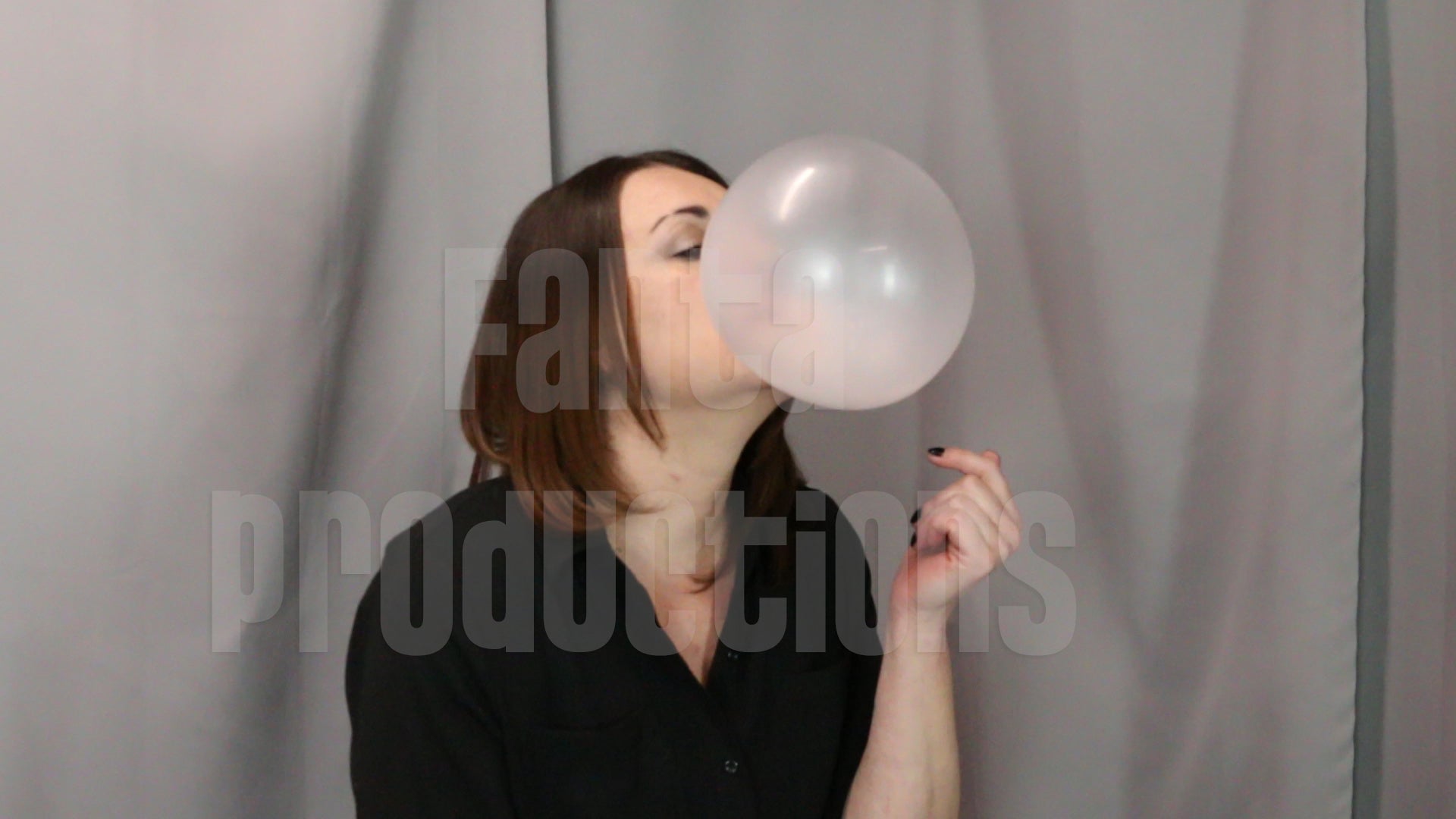 Rae's Natural Reactions to Messy Bubbles