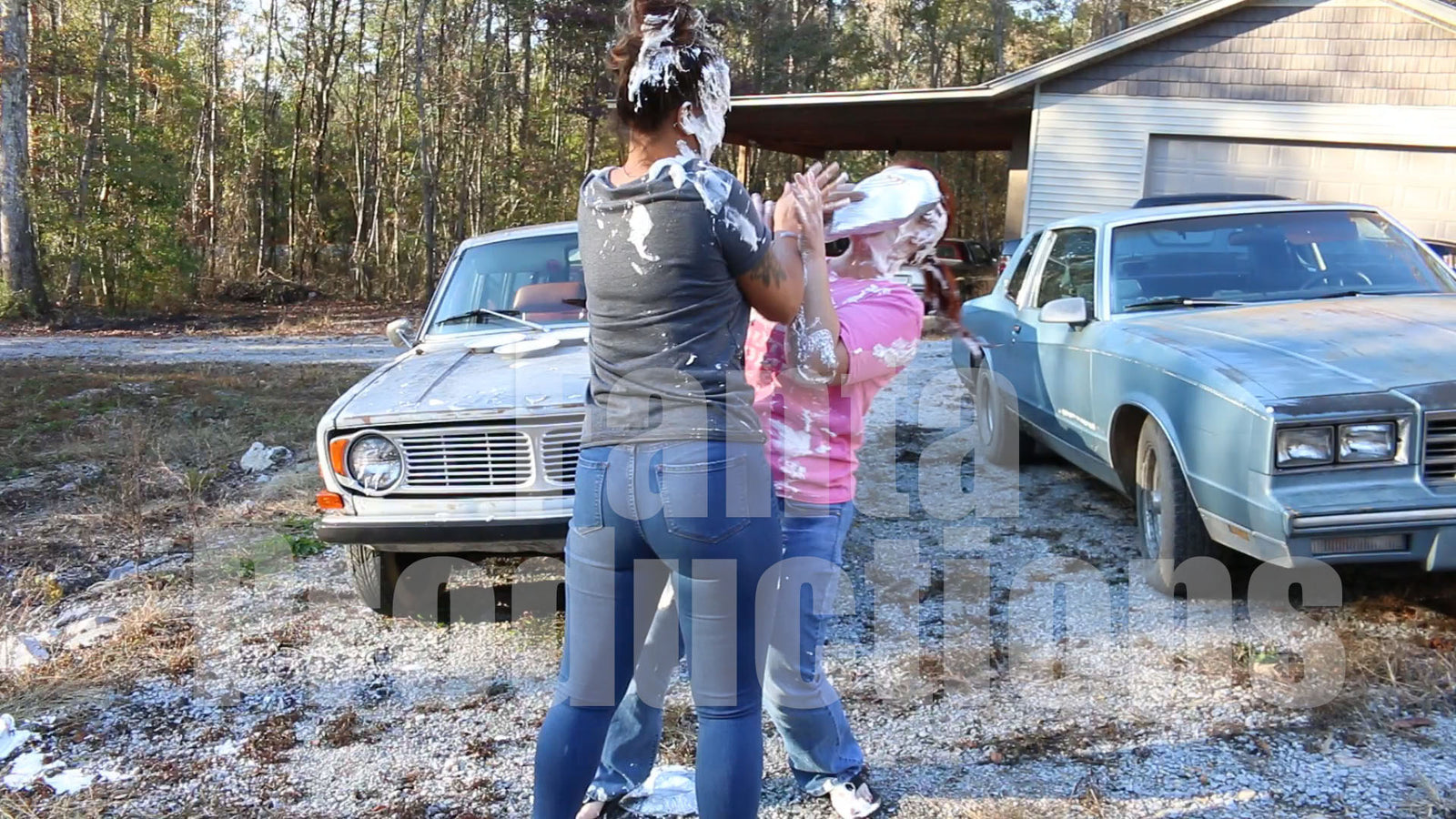 Sore Loser - Pie Throwing Fight