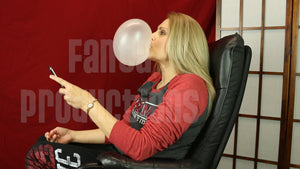 Sugar Momma Blowing Bubbles in Alabama Shirt