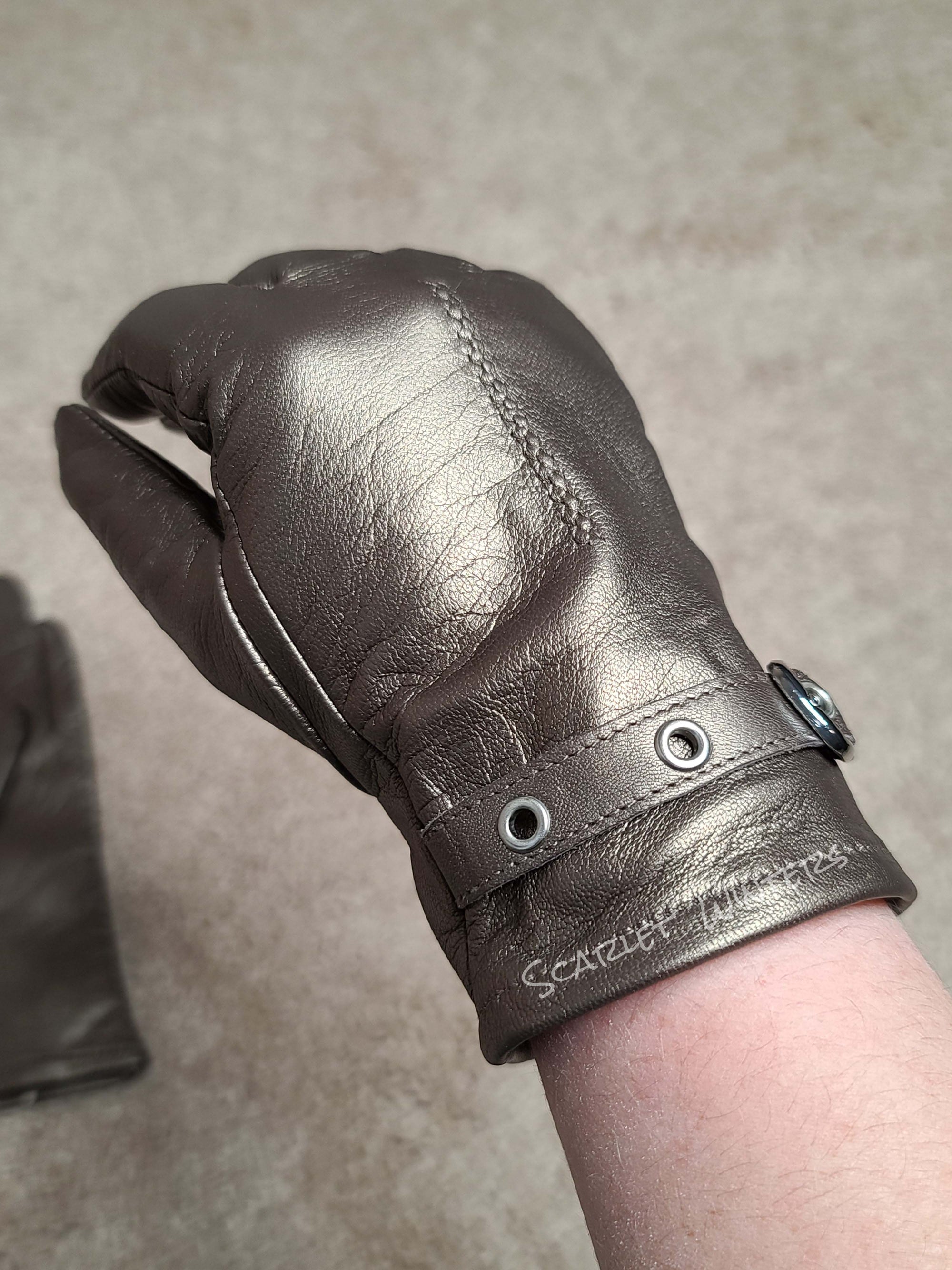 Silver Merona Leather Gloves (S/M)