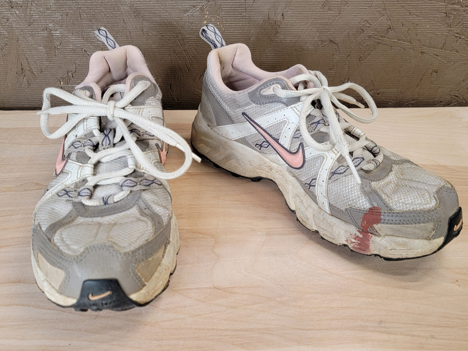 White & Gray Nike Air Sneakers (8)