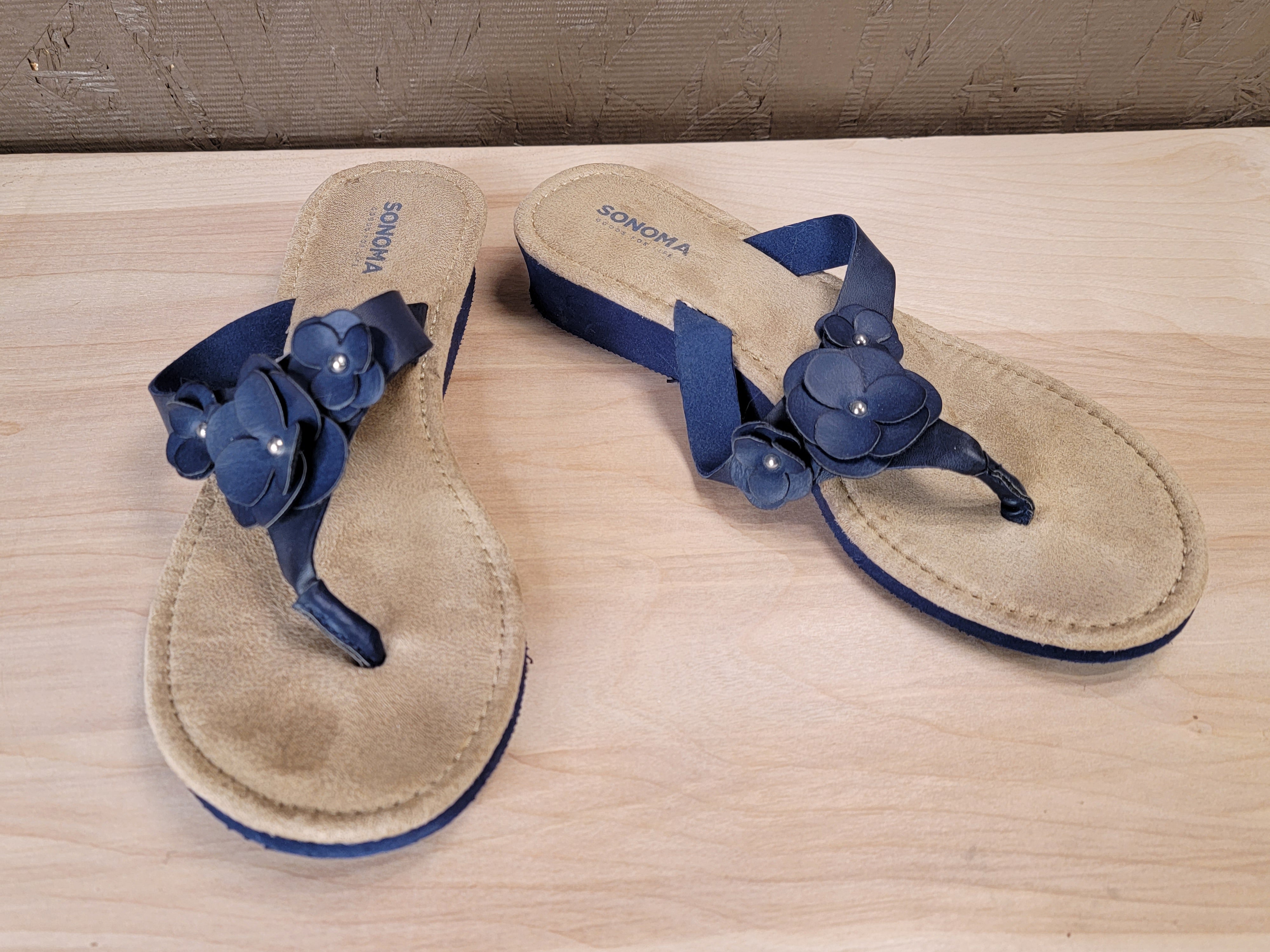 Sonoma store flip flops