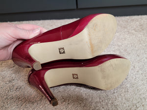 Size 6.5 Red Patent Anne Klein Peep-Toe Pumps