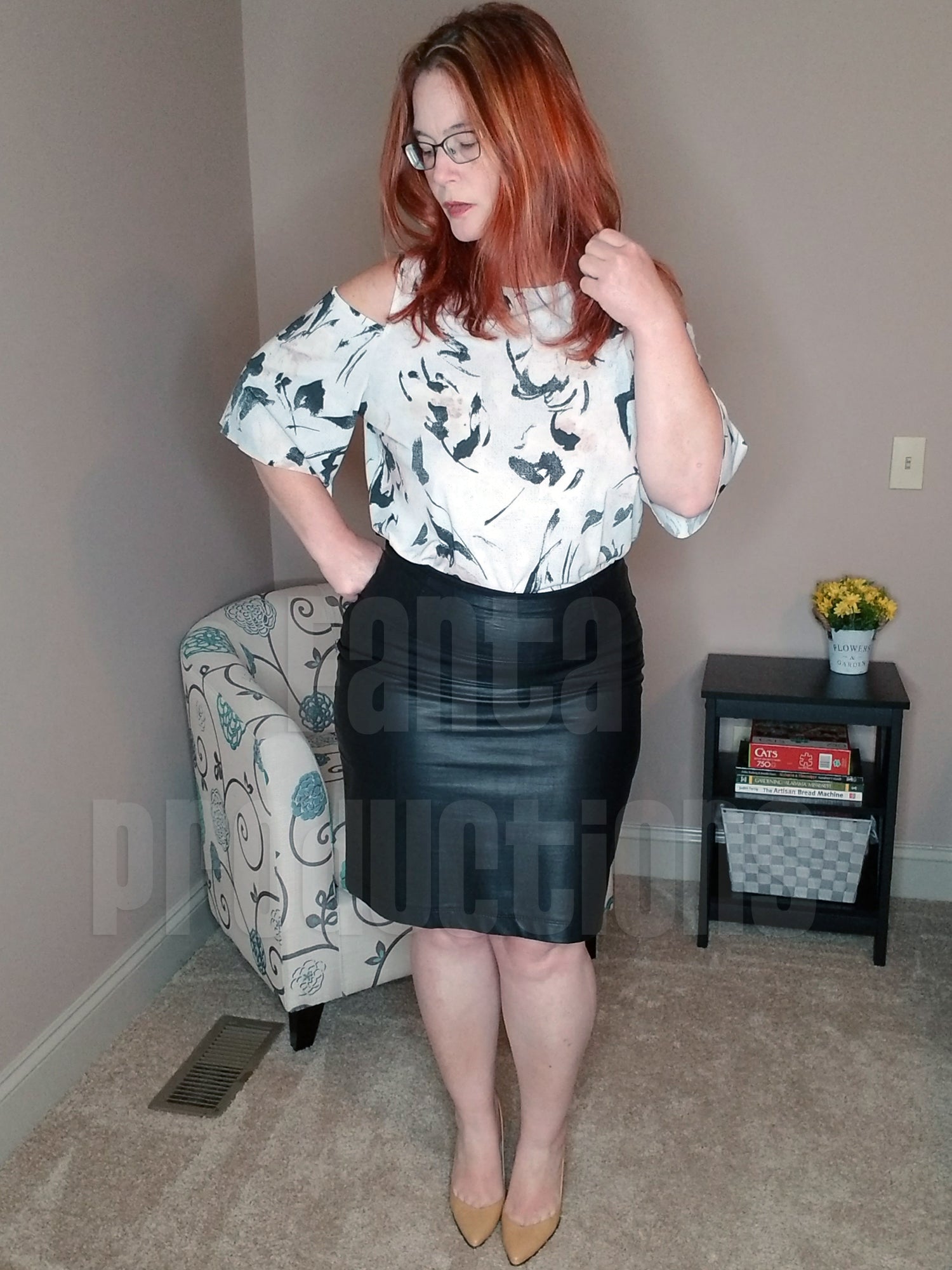 My Favorite Black NY & Co Leather Skirt (10)